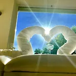 Aparthotel Wellness Na' Canuna' Roddi