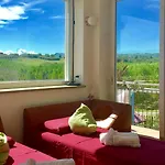 Wellness Na' Canuna' Apart-hotel Roddi