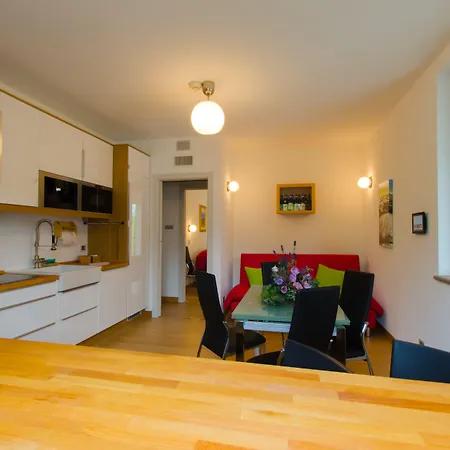 Wellness Na' Canuna' Apartmanhotel Roddi