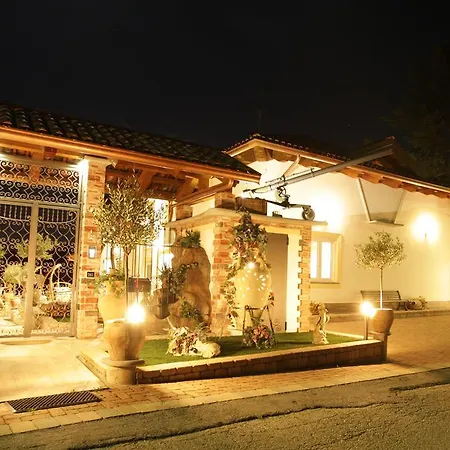 Aparthotel Wellness Na' Canuna' Roddi
