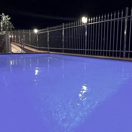 شقة فندقية Wellness Na' Canuna' 4*