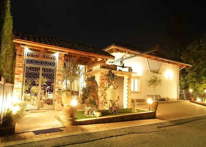 Apartmanhotel Wellness Na' Canuna' Roddi