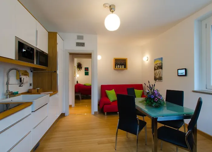 Apartmanhotel Wellness Na' Canuna' 4*