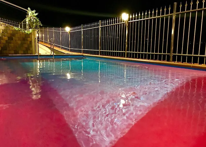 Apartmanhotel Wellness Na' Canuna'