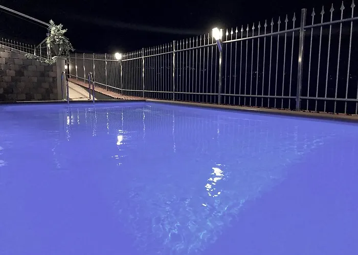Apartmanhotel Wellness Na' Canuna' 4*
